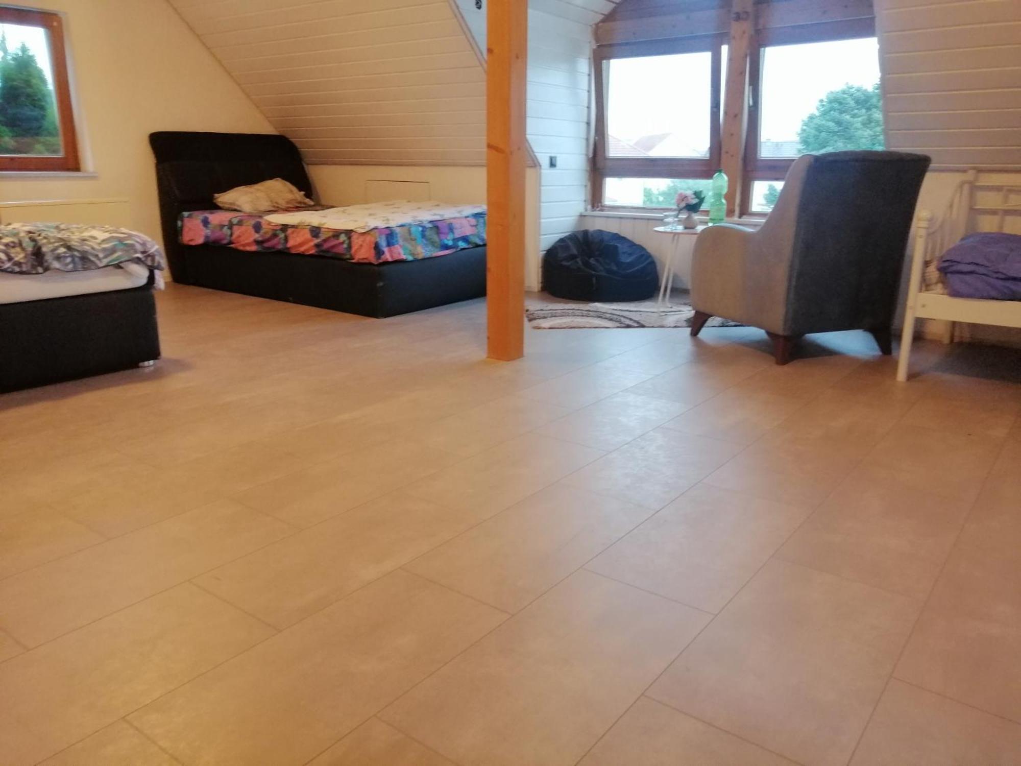 Oaz Apartment Ehingen  Ngoại thất bức ảnh